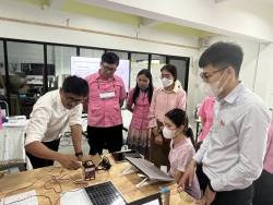 20230927032049.jpg - การอบรม Meaningful Project ครั้งที่ 3 ให้กับตัวแทนคณะครู ที่เป็น Facitator ของโรงเรียนบ้านสันกำแพง ณ ห้องปฏิบัติการ Opportunity Space by Dr.Thaksin Shinawatra | https://www.bsk.ac.th/new
